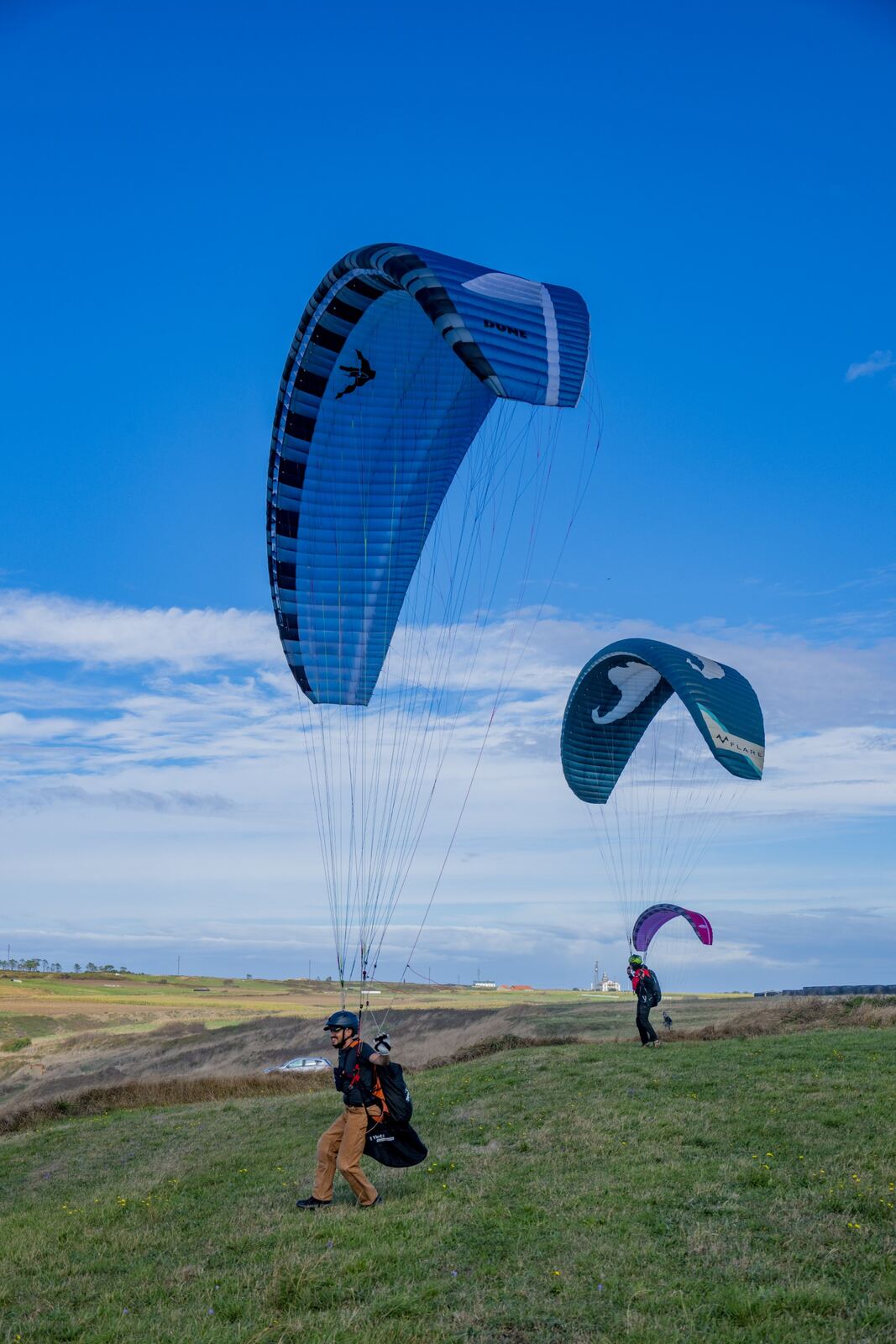 Adrian paragliding